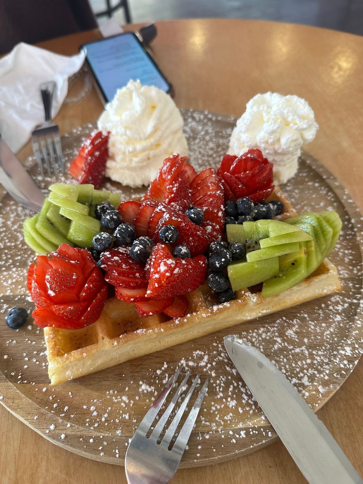 Fruit Blast waffle with strawberry roses, kiwi and blueberries